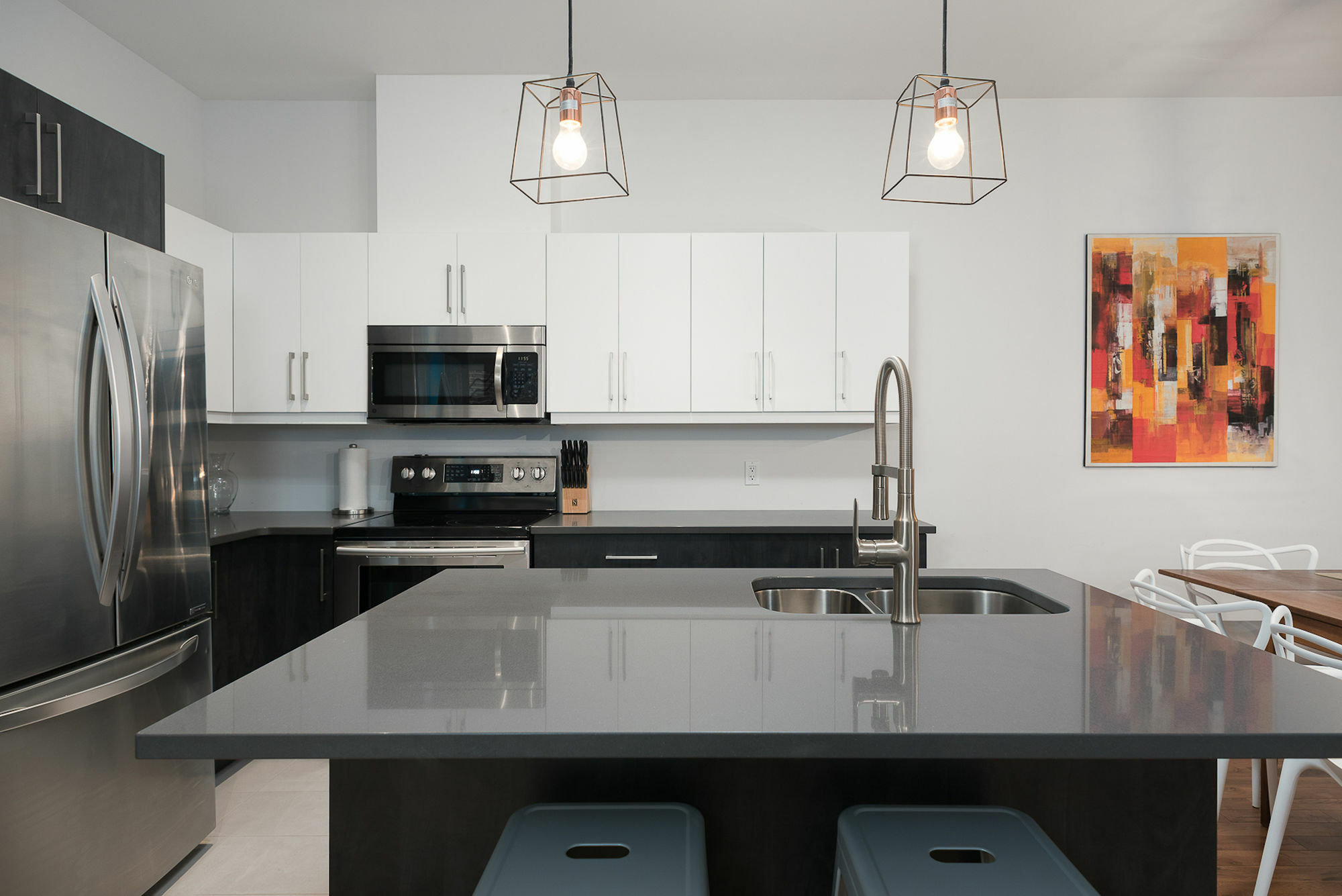Colorful 3br In Plateau By Sonder Montreal